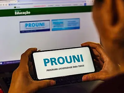 MEC publica edital do Prouni do 2º semestre; inscrição começa dia 30
