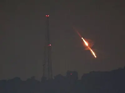 Escalada de tensões no Oriente Médio: Israel responde com ataque ao Irã