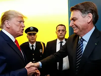 Bolsonaro diz ter paixão por Trump, pede 'liberdade' para falar com ele