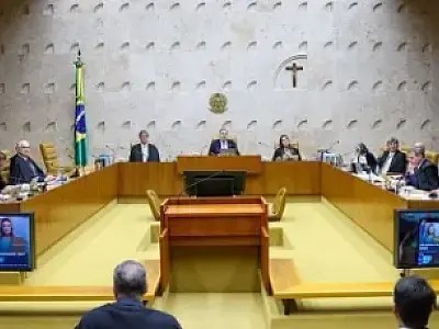 STF julga suspensão do X; julgamento no colegiado de cinco ministros dura 24 horas