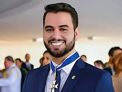 Filipe Martins retorna à cadeia pública no Paraná por determinação de Moraes