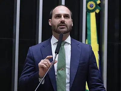 Eduardo Bolsonaro reage a inquérito e fala em crise diplomática com os EUA