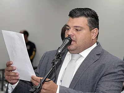 Projeto de lei homenageia tradutores de libras de Campo Grande