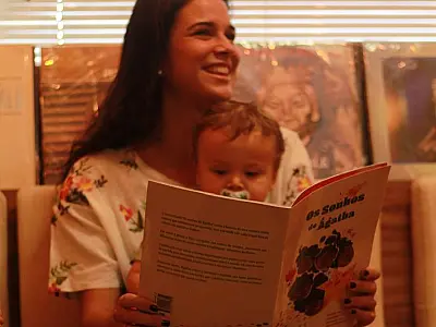 Escritora apresenta livro sobre garota cientista na Bienal Pantanal