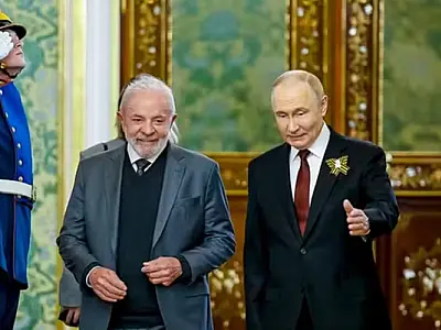 Lula conversa com Putin por telefone e ambos defendem articulação para reduzir crise na Venezuela