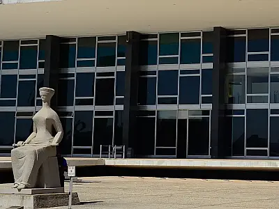 No STF, servidor diz que governo Bolsonaro tentou ligar Lula a facção