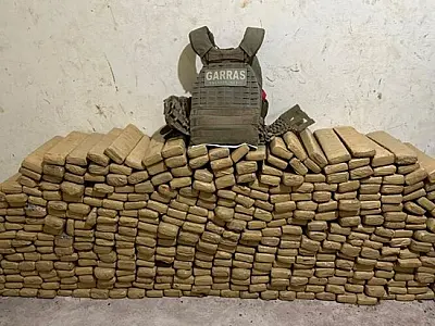 Polícia Civil apreende 426,4 kg de maconha em depósito na fronteira do MS com o Paraguai