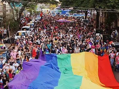 Fé e amor marcam Parada LGBT em Campo Grande, considerada uma das capitais mais conservadoras