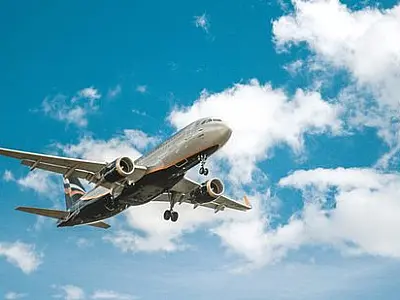 Governo lança programa Voa Brasil com passagens aéreas a R$ 200 para aposentados