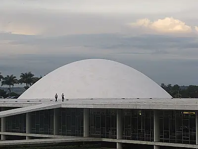 CAE do Senado planeja solicitar acesso a informações sigilosas sobre o caso Banco Master