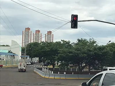 Campo Grande retoma licitação de R$ 24,4 milhões para manutenção de semáforos