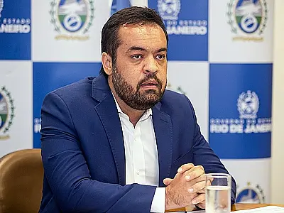 Após ser alvo de operação da PF, Castro desiste de candidatura ao Senado