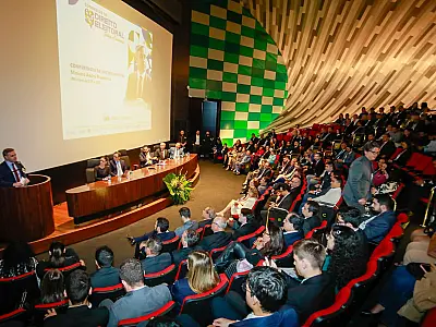 Novo ministro do TSE, Mendonça defende autocontenção do Judiciário em evento da OAB-MS