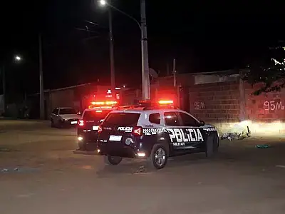 Helicóptero, blitz e buscas: polícia intensifica cerco a crimes na Vila Nhanhá e Homex