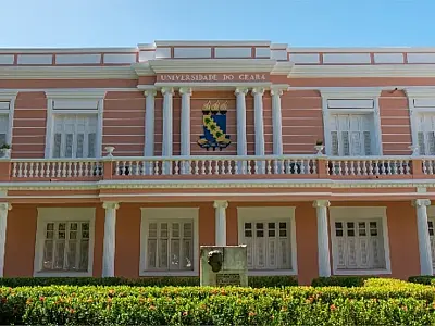 Universidade demite servidores por assédio sexual e mantém investigações em andamento