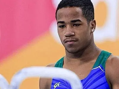 Morre aos 20 anos promessa da ginástica brasileira