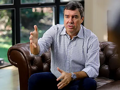 Após período de férias, Riedel retoma comando do governo de MS em ano eleitoral