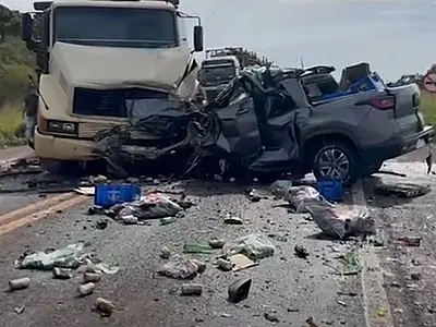 Ultrapassagem proibida termina em tragédia e mata casal na BR-262, em Campo Grande