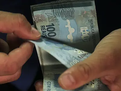 Salário mínimo pode ser de R$ 1.717 no ano que vem