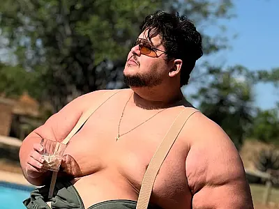 Com mais de 200 kg, influenciador enfrenta a São Silvestre e emociona seguidores
