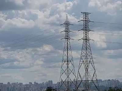 Nova MP tenta evitar alta na conta de luz após derrubada de vetos