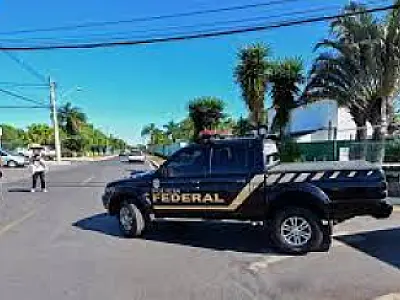 Possível prisão de Bolsonaro gera debates entre auxiliares de Lula e Polícia Federal