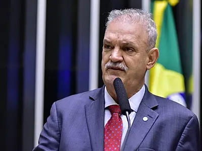 Projeto de Lei com relatoria de deputado de MS garante remédio após alta no SUS