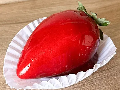 'Morango do amor' e biscoito inspirado em Round 6 dominam buscas culinárias no Brasil em 2025