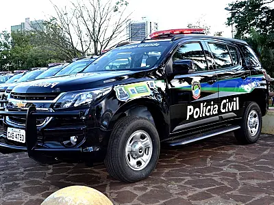 Jovens são presos em Coxim após noite de crimes: furto, roubo e descumprimento de medida protetiva