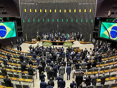 Lula deve vetar projeto que amplia deputados na Câmara; prazo termina nesta quarta (16)