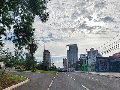 Pausa no calor: Segunda-feira proporciona alívio térmico antes da volta das chuvas em MS