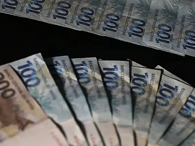 Saques da poupança superam depósitos em R$ 6,25 bilhões em julho