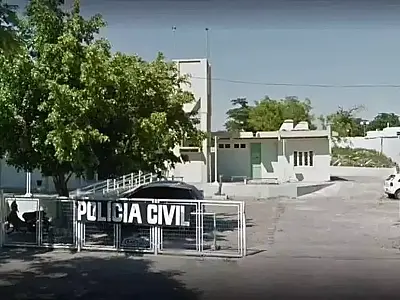 Homem é morto a facadas em confronto com colega de trabalho