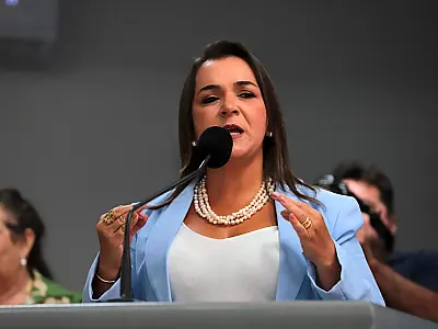 Adriane fica sem apoio de Bolsonaro para prefeitura