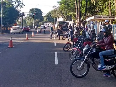 Motoristas de MS já podem quitar débitos veiculares durante blitz