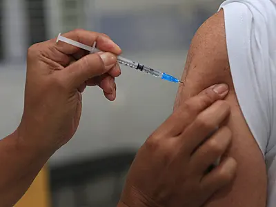 Dia D da Vacinação acontece neste sábado e Fiocruz celebra 125 anos