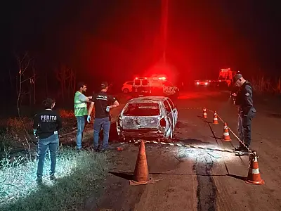 Corpo é encontrado carbonizado em carro incendiado na BR-163
