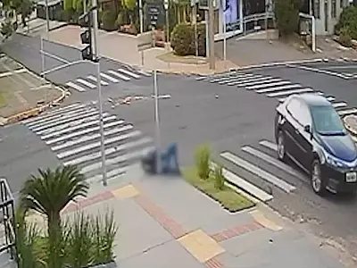 Acidente entre moto e carro na Ceará deixa guarda ferido