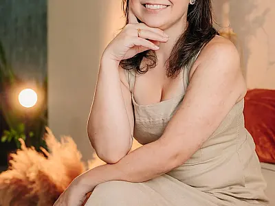 Amor não deveria doer, mas para muitas mulheres ele machuca em silêncio