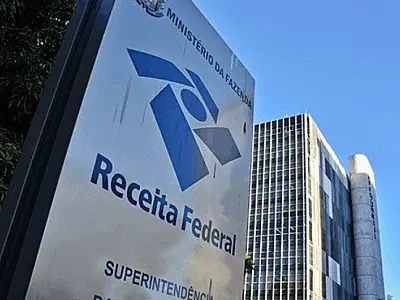 Receita Federal nega boatos e esclarece regras sobre transações e imposto de renda