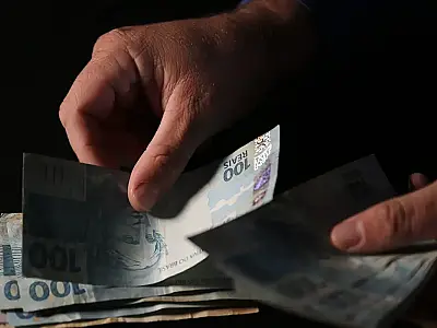 Em abril, brasileiros sacaram R$ 482,8 milhões esquecidos em bancos