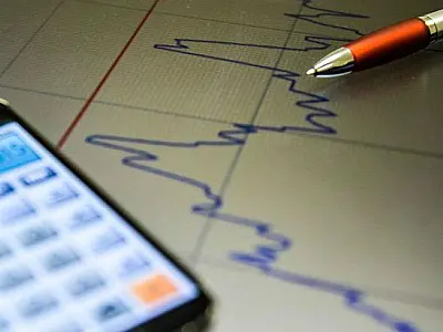 Economistas revisam estimativas de crescimento do PIB e leve queda na inflação
