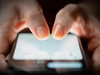 Polícia investiga nudes falsos feitos com IA em escola de MS