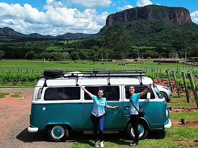 Um sonho e uma Kombi: a jornada que uniu liberdade, amor e propósito