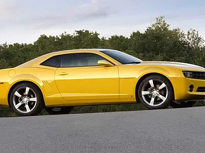 Justiça condena político de MS por uso irregular de "Camaro Amarelo" em campanha
