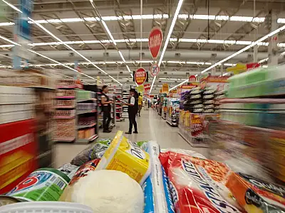 Prévia da inflação oficial de agosto recua 0,14%, diz IBGE