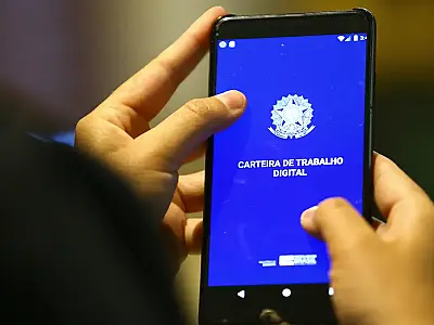 Desemprego no 2º trimestre é 5,4%, o menor já registrado no período