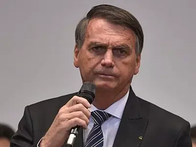 Bolsonaro presta depoimento e nega envolvimento em campanha irregular de ex-diretor da PRF