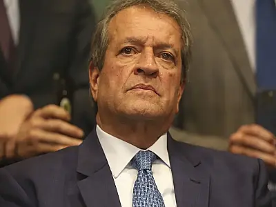 Presidente do PL sinaliza apoio a Flávio Dino para o STF