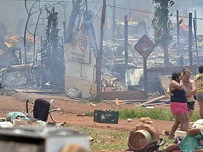 Comunidade do Mandela em Campo Grande se mobiliza para se recuperar após incêndio devastador